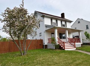 6121 Allanwood Rd, Parma, OH 44129