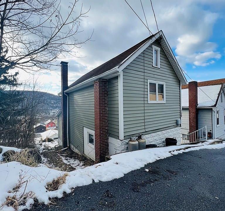109 Coulter Aly, Conemaugh, PA 15909 Zillow