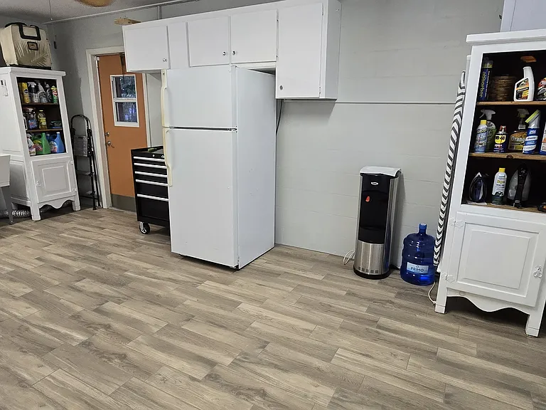 1801 El Rio Dr — Photo 27