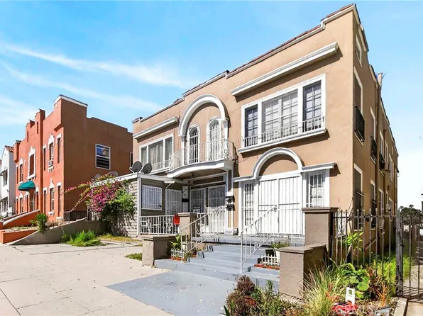 139 S Manhattan Pl, Los Angeles, CA 90004