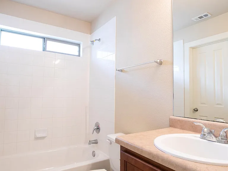 4528 Credo Ln — Photo 44