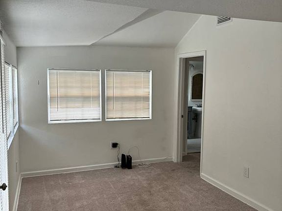 3rd image of 149 8th Ave N