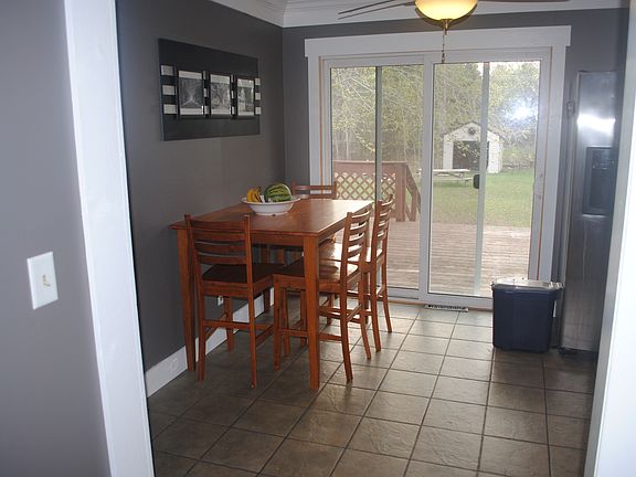 5th image of 37639 Normandale Ave