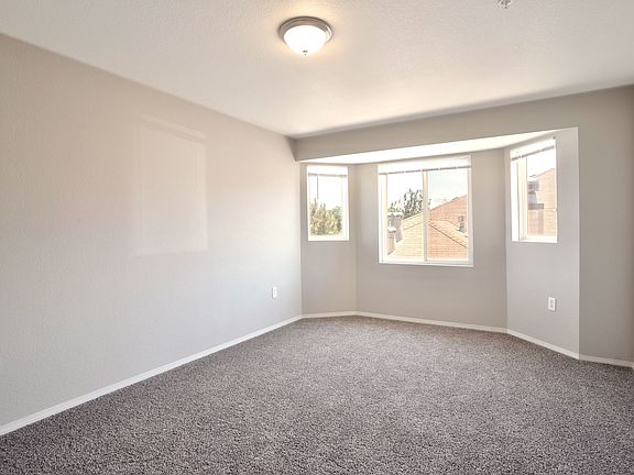 Primary Bedroom (Upper Level)