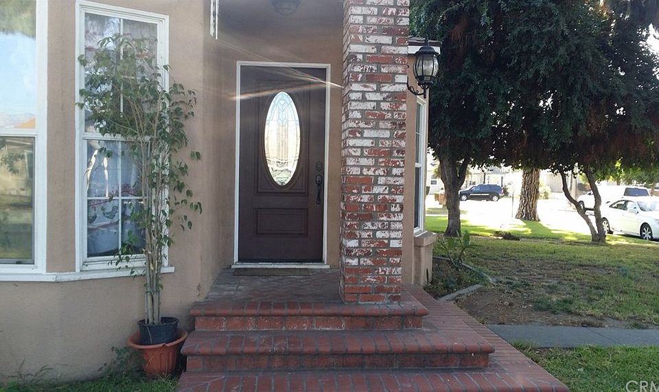 1st image of 16244 E Bellbrook St