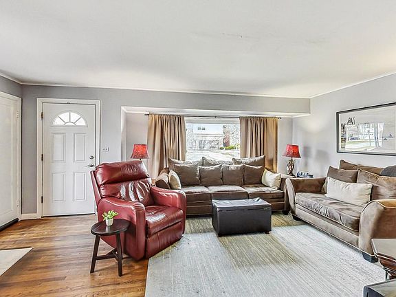 5th image of 1105 Greenwood Ave