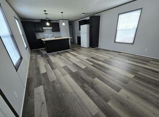 11167 3rd St NE #102, Blaine, MN 55434