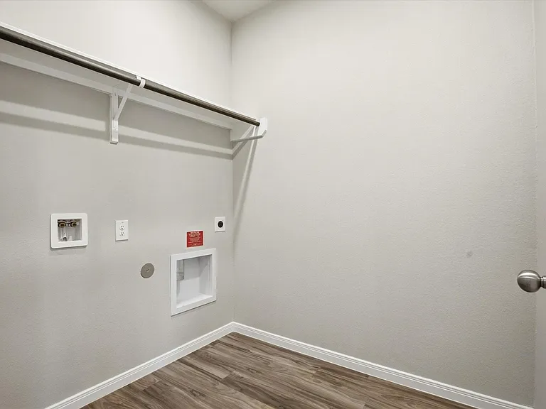 31122 Gullwing Manor Dr — Photo 18