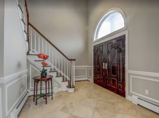 465 Bluff Rd, Fort Lee, NJ 07024