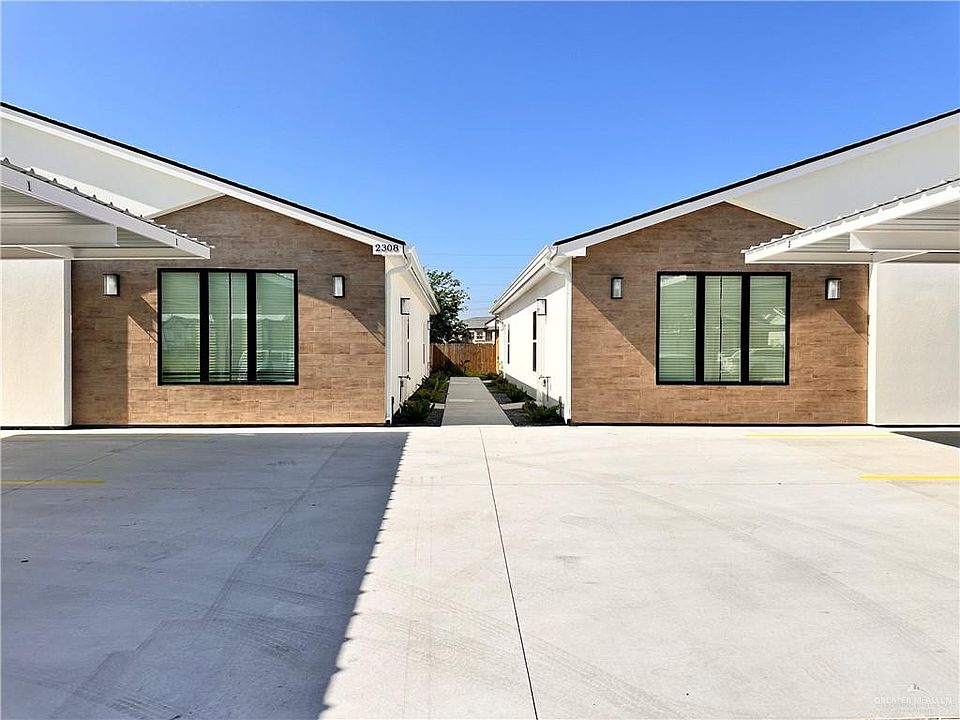 1st image of 2308 E San Andrea St #3