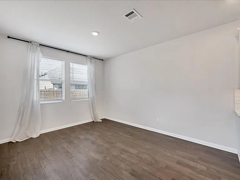 2605 Acoma Ln — Photo 31