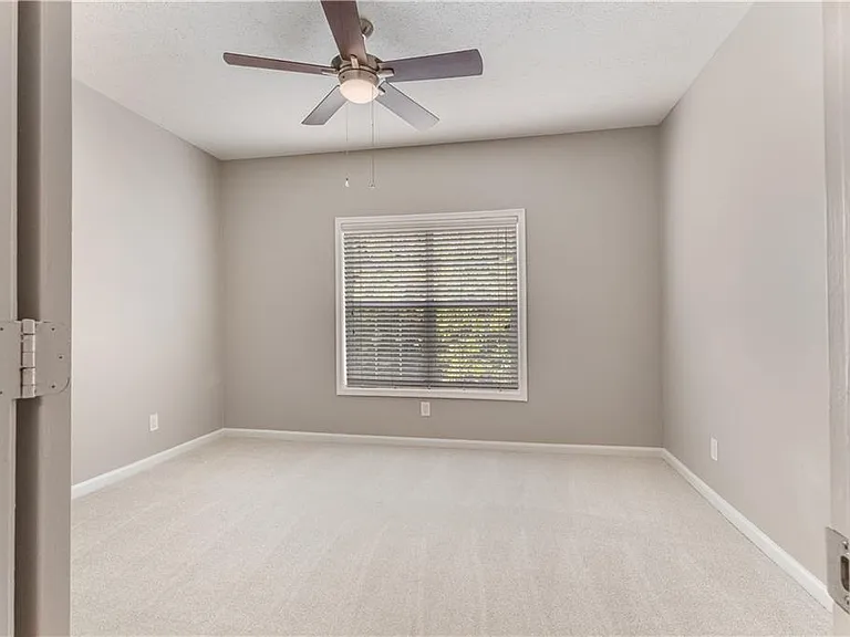 1250 Parkwood Cir SE #2201 — Photo 36