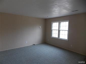 4th image of 222 Harlan St
