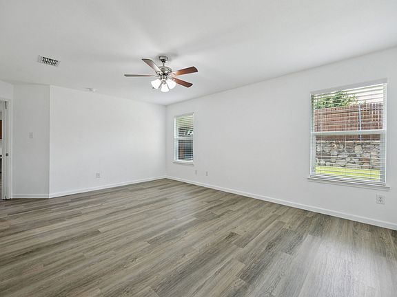 5th image of 12721 Cedar Hollow Dr
