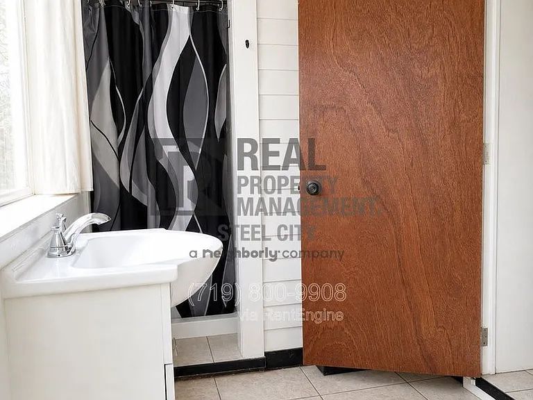 212 W Evans Ave — Photo 12