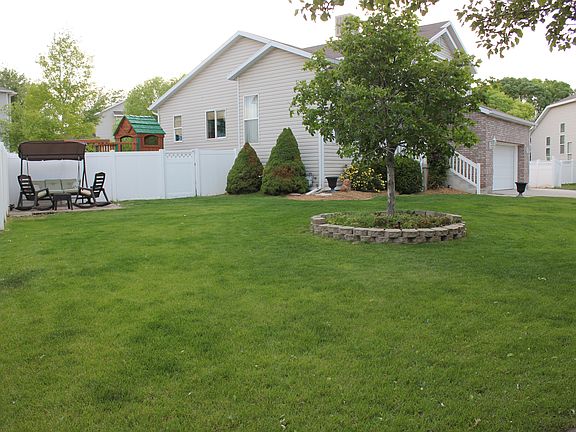 2nd image of 8722 S Deep Creek Cir