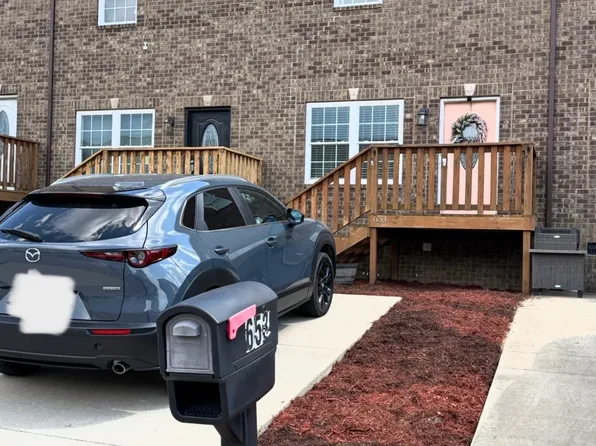 653 Clubhouse Dr, Prestonsburg, KY 41653