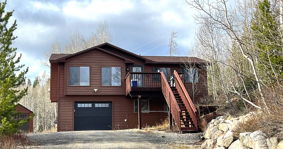 Building Photo - 313 Fawn Dr
