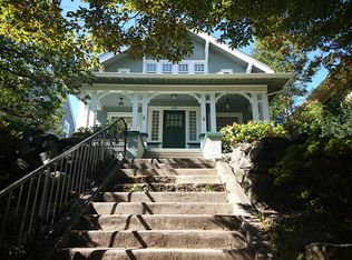 939 19th Ave E, Seattle, WA 98112