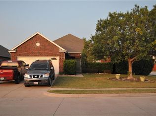 9000 Saratoga Rd, Fort Worth, TX 76244