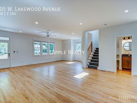 3rd image of 705 W Lakewood Ave
