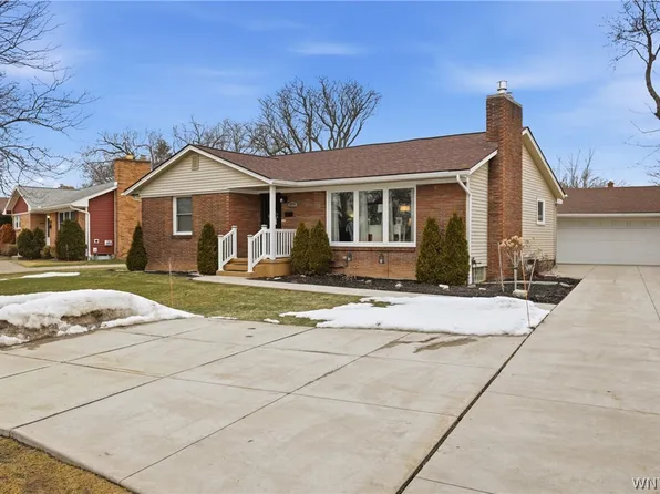 2570 Colvin Blvd, Tonawanda, NY 14150