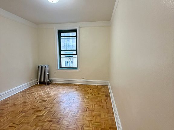 5th image of 536 E 79th St APT 6A