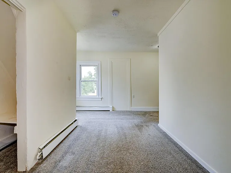 127 Main St #A — Photo 21