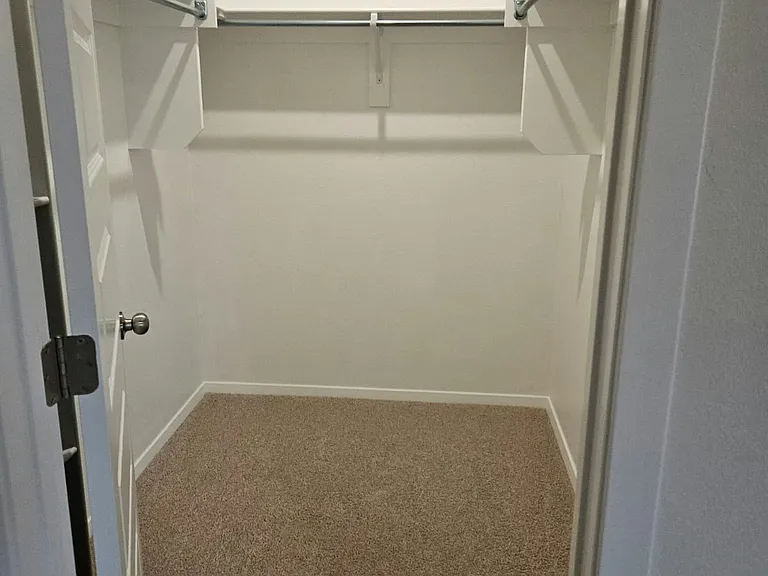 2417 E War Eagle St — Photo 13
