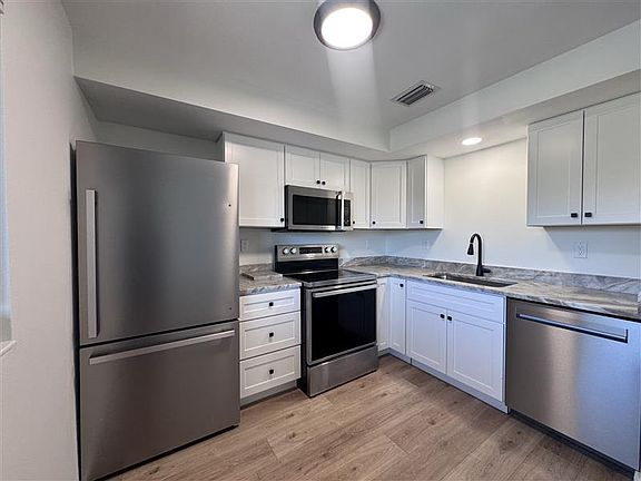 5th image of 1258 Barbara Dr APT 203