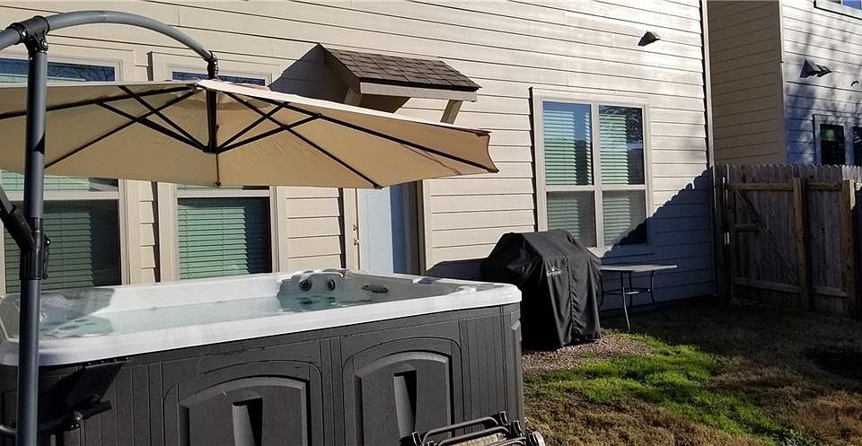 1st image of 13001 Hymeadow Dr Unit 14