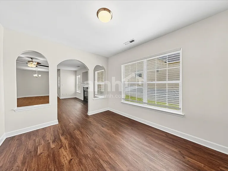 921 Sundance Dr — Photo 9
