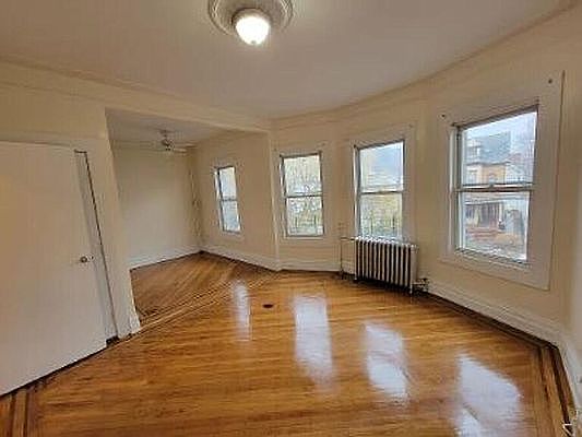 1st image of 840 E 34th St Floor 2