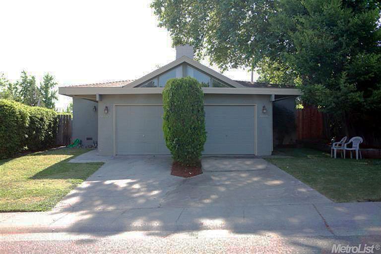 1st image of 6013 Leafwood Dr