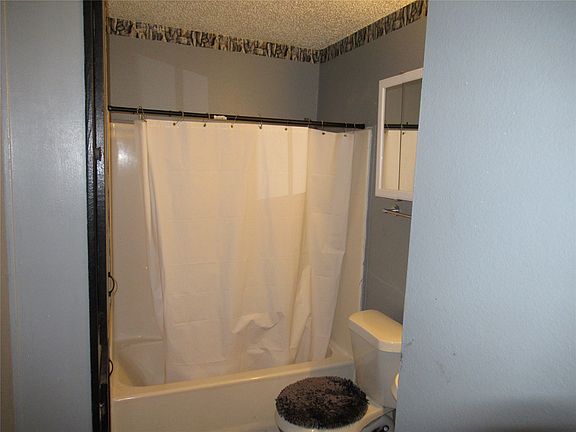 4th image of 4214 3rd St