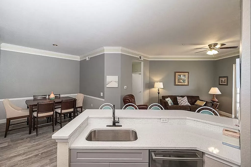 3 bed, 1376 sqft, $2,750 — Photo 3