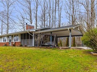 177 Ashe Rd, Rosman, NC 28772