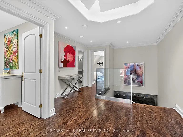 29 Webster Ave — Photo 19