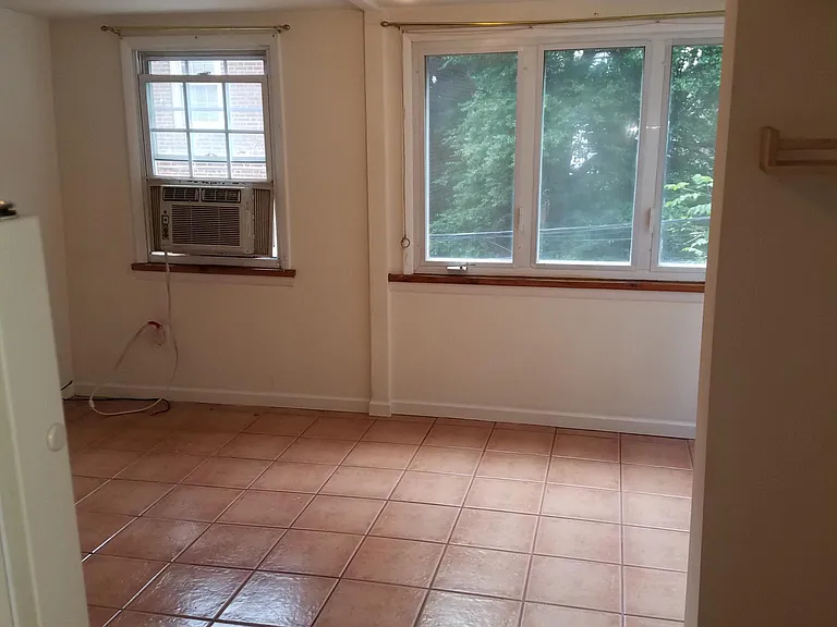 263 S 9th St #2-R — Photo 13