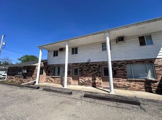 218-2 Huffman St #G, Georgetown, IL 61846