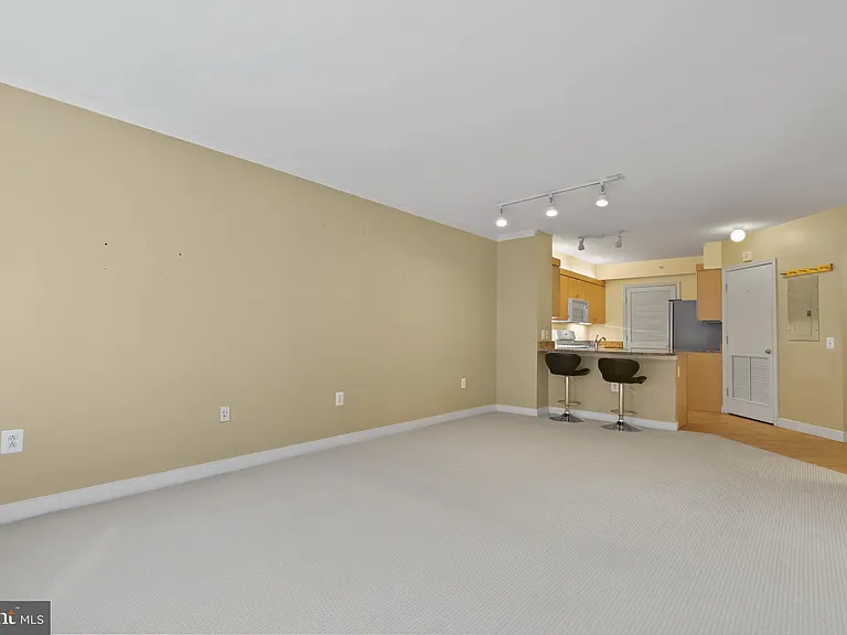 616 E St NW #1005 — Photo 18
