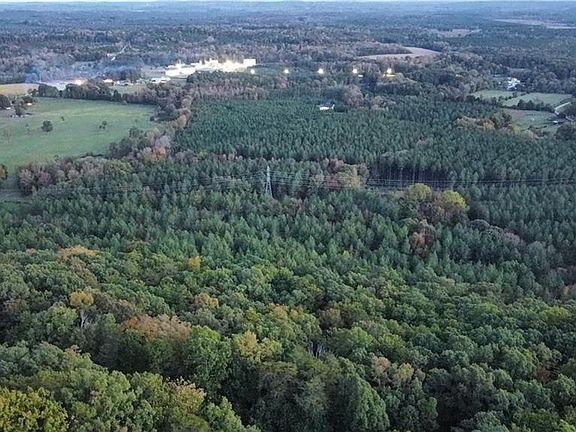 4th image of 593 Boulder Ridge Dr