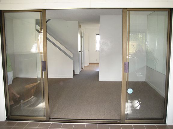 5th image of 95-146 Kuahelani Ave APT 264