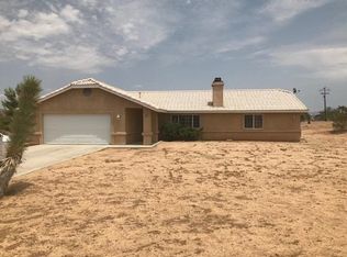 10355 Milpas Rd, Apple Valley, CA 92308
