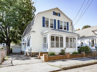 94 Weare St, Lawrence, MA 01843