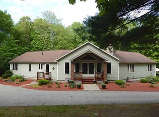 240 Mann School Rd, Smithfield, RI 02917