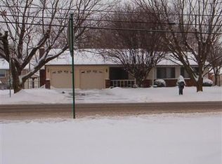 860 Wenger Rd, Englewood, OH 45322