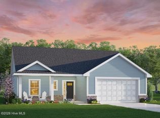 105 Indian Kettle Rd, Jarvisburg, NC 27947