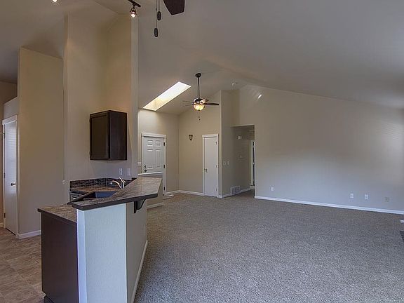 4th image of 1624 N Harmony Ln