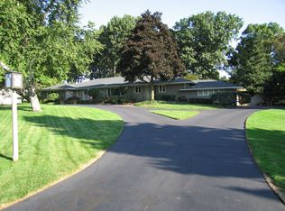 664 Rudgate Rd, Bloomfield Hills, MI 48304